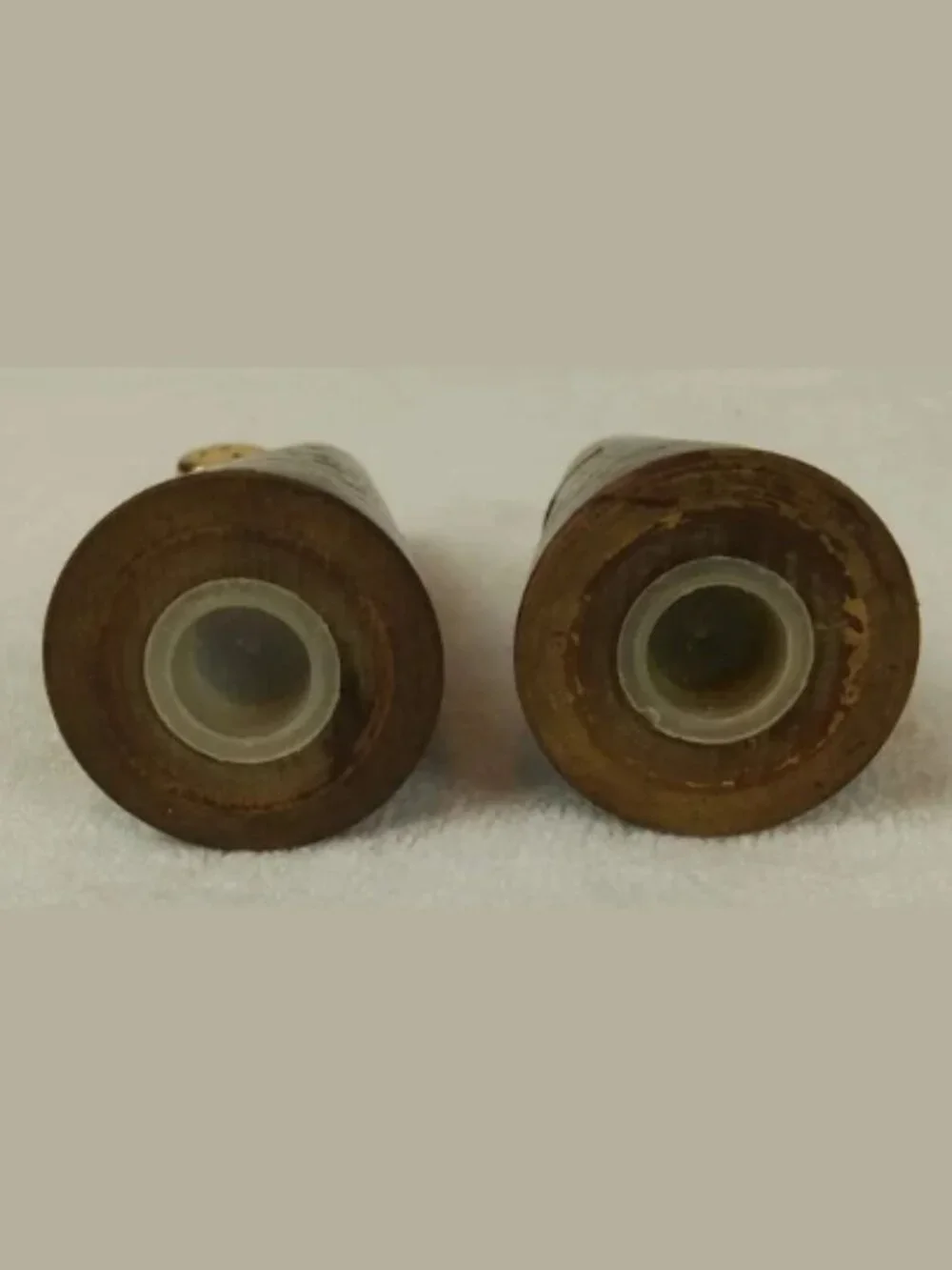 Vintage Mid Century Gold & Wooden Salt Pepper‎ Shakers 4